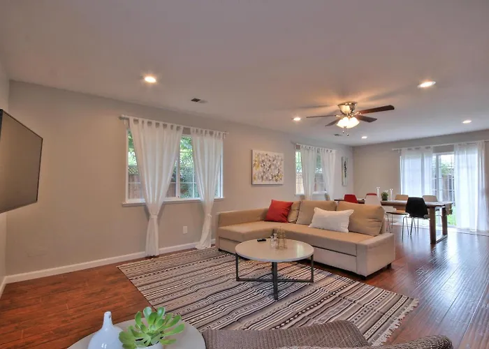 Santa Clara 3Br W Backyard Nr El Camino Real Sfo-1578