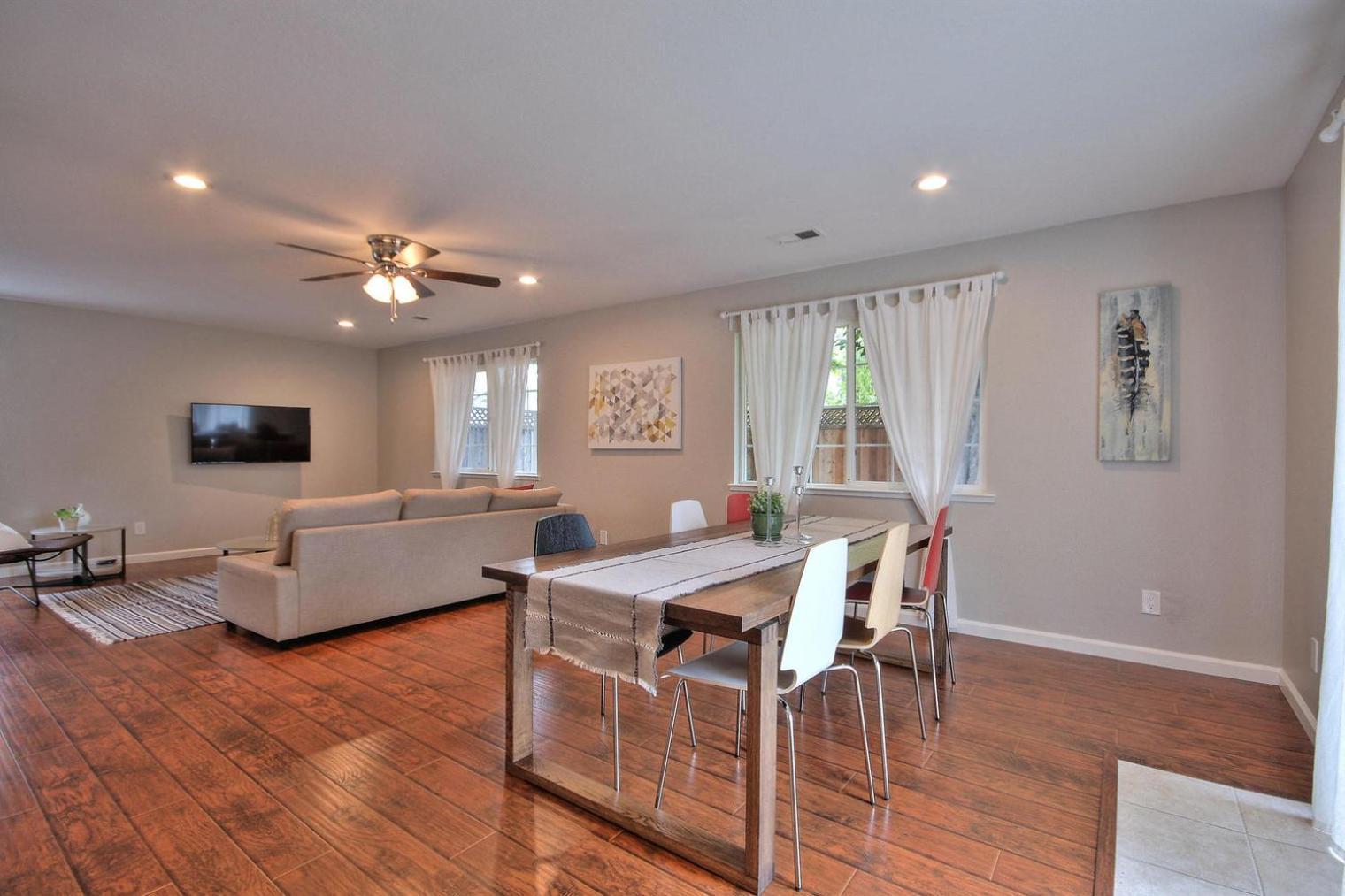 Сasa de vacaciones 3br W Backyard Nr El Camino Real Sfo-1578 Santa Clara