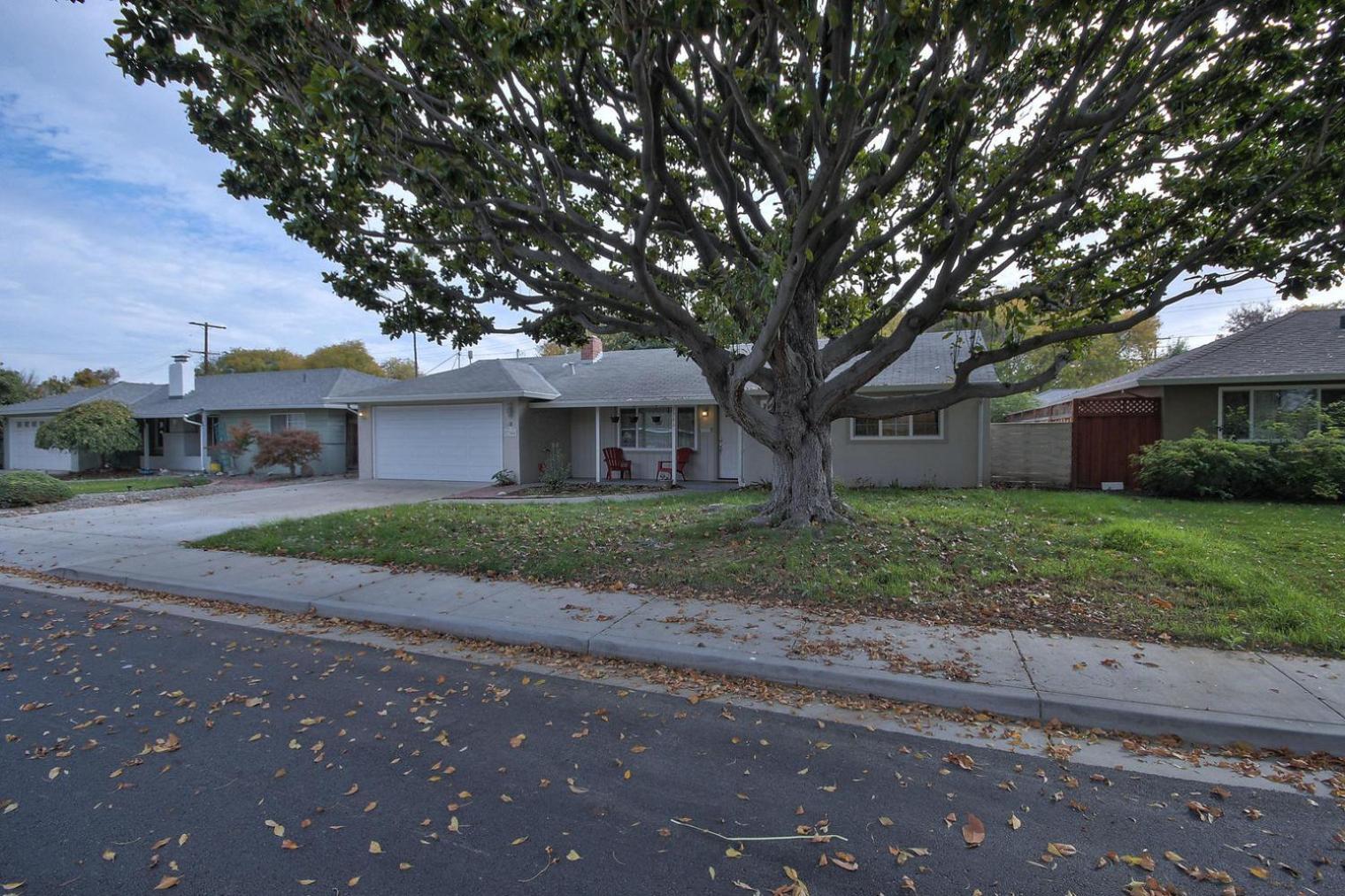 3br W Backyard Nr El Camino Real Sfo-1578
